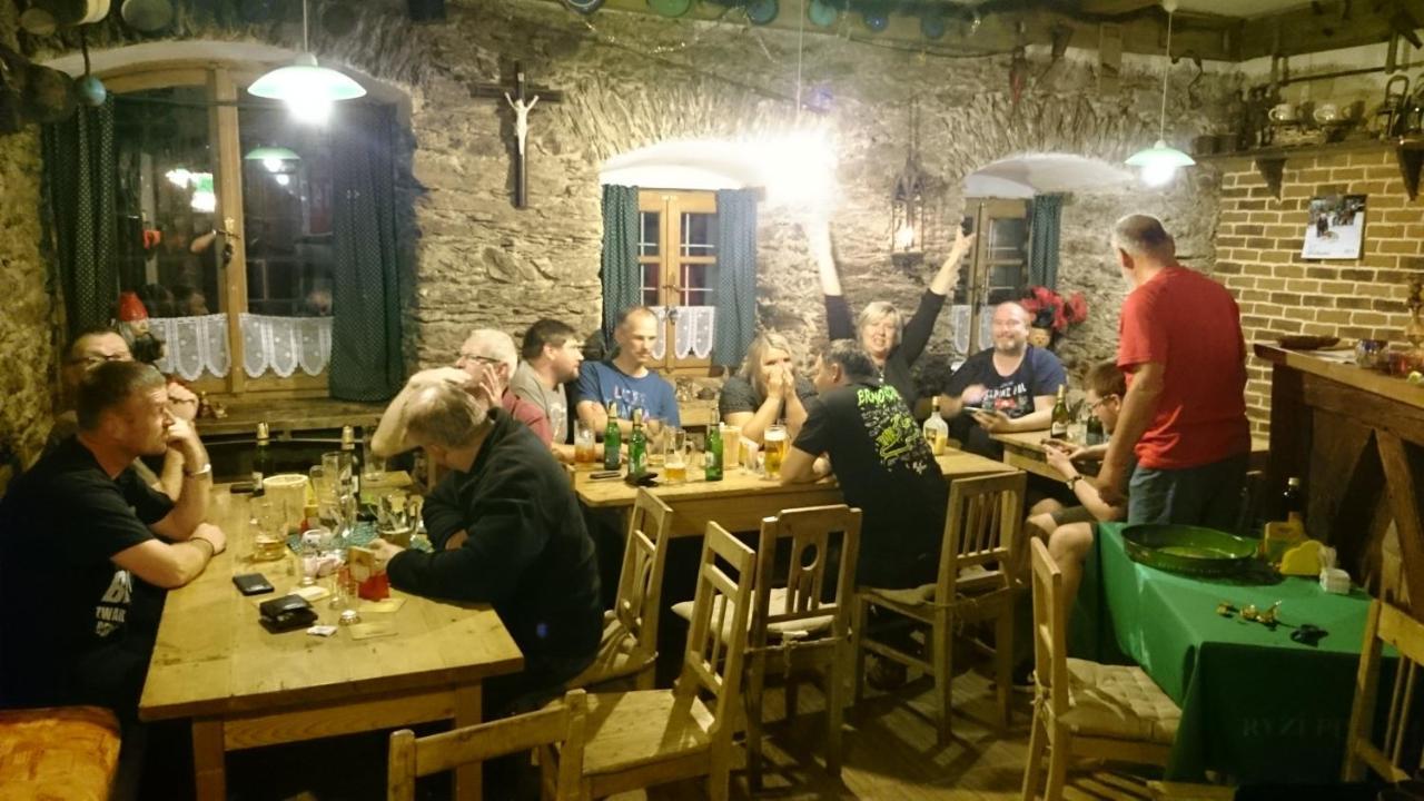 Roubenka Mlyn U Skaly Destne V Orlickych Horach Volne Terminy 5 Bytu Destné v Orlických horách Exterior foto