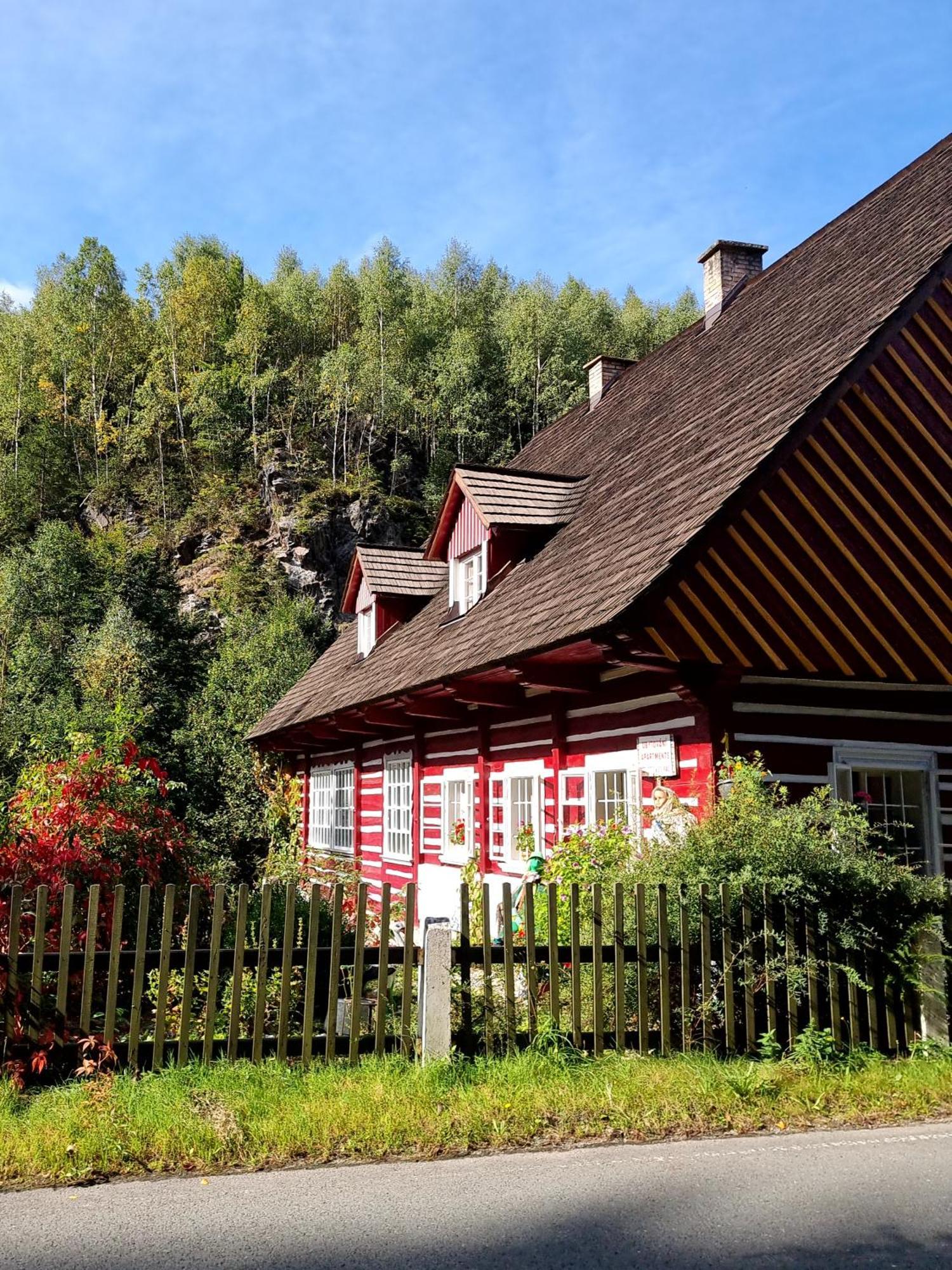 Roubenka Mlyn U Skaly Destne V Orlickych Horach Volne Terminy 5 Bytu Apartamento Exterior foto